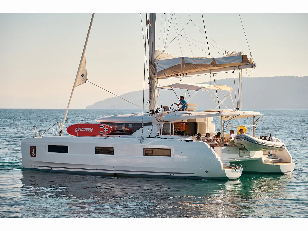 Lagoon 46