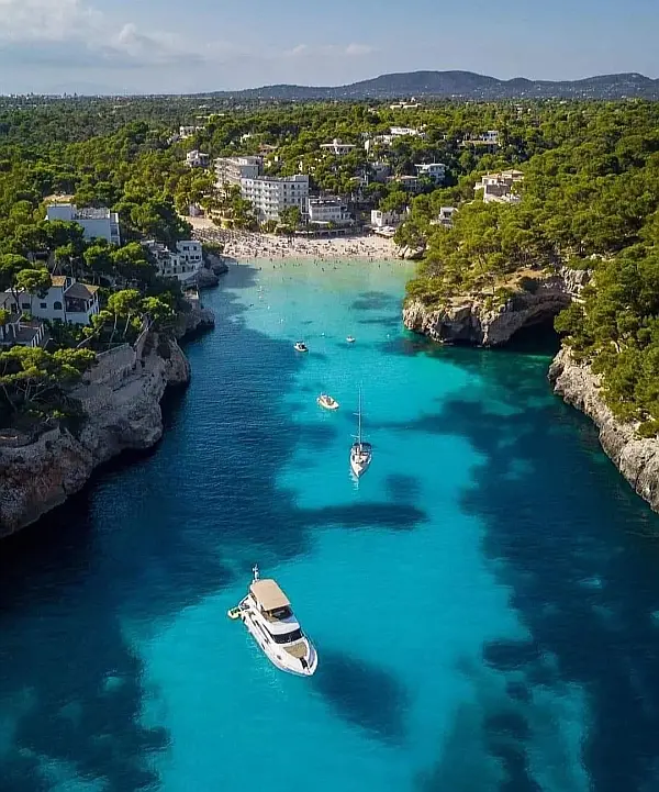 Spanien